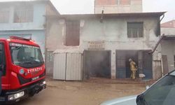 Mobilya imalathanesinde yangın