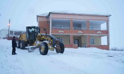 Muş'ta 173 köy yolu ulaşıma kapandı