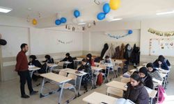 Muş'ta öğrencilerden Ramazan'a özel sınıf ve okul süslemesi