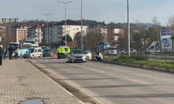 Otomobilin çarptığı kadın ağır yaralandı