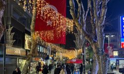 Pendik sokakları Ramazan ayını ışıl ışıl karşılıyor