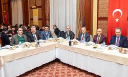 Rektör Akpolat, TÖTM personeliyle iftar yemeğinde bir araya geldi