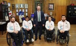 Rektör Hacımüftüoğlu, Milli takıma seçilen özel sporcuları misafir etti