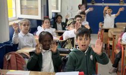 Restore edilen Kağıthane Yaşar Doğu İlkokulu hizmete açıldı