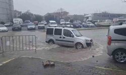 Sağanak yağış hayatı olumsuz etkiledi