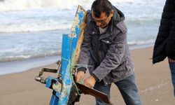 Sahilde 2 gün önce cansız bedeni bulunan balıkçının teknesi de aynı karaya vurdu