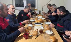 Sahur sofrasında ihbar geldi, itfaiye göreve koştu