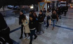 Şanlıurfa'da fuhuş operasyonunda gözaltına alınan 31 şüpheli adliyeye sevk edildi