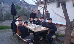 Sarıcakaya Müftüsü Altunbaş, Mayıslar Mahallesi'nde iftar sofrasına konuk oldu