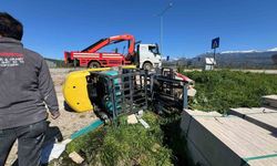 Seydikemer'de forklift devrildi: 1 yaralı