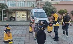 Sinop'ta minik öğrenciler ambulansı yakından tanıdı