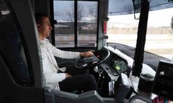 Sivas'ta halk otobüsü şoförünün hareketi takdir topladı