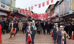 Tercan Kaymakamı Duman'dan 'şemsiye' görüntülerine açıklama