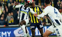 Trendyol Süper Lig: Fenerbahçe: 0 - Kasımpaşa: 0 (İlk yarı)