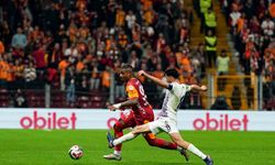 Trendyol Süper Lig: Galatasaray: 2 - Eyüpspor: 0 (İlk yarı)