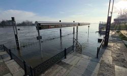 Tunca ve Meriç'te alarm seviyesi kırmızıdan turuncuya düştü: Debiler geriledi