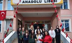 Türkeli Anadolu Lisesi'nden il üçüncülüğü başarısı