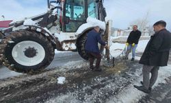 Tuzluca'da kar 32 köy yolunu kapattı, 22 köy yolu ulaşıma açıldı
