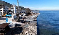 Ulaşlı Sahil şeridi fırtınaya karşı yenileniyor