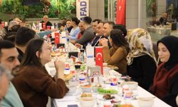 Vali Çakırtaş depremzedelerle iftarda buluştu