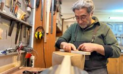 Van'da el emeğiyle üretilen bağlamalar birçok ülkeye gönderiliyor