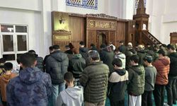Van'da Ramazan ayının ilk teravih namazı kılındı