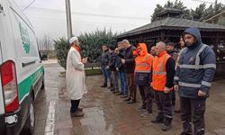 Vefat eden kaçak göçmenler Düzce'de defnedildi