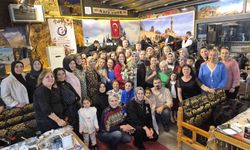 'Yılın En Başarılı Hizmet Ödülü'nü alan hayırsevere gönüllülerden büyük sürpriz