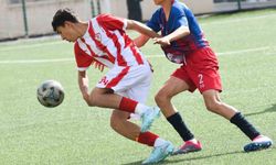 Yunusemre'nin U16'ları Türkiye Şampiyonası'na katılmaya hak kazandı