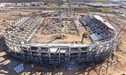 2 milyar TL'lik yatırımla Kahramanmaraş'a kazandırılan yeni stadyum yükseliyor