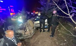 Adıyaman'da otomobil şarampole yuvarlandı: 2 yaralı