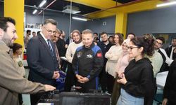 Alper Gezeravcı'dan BTÜ öğrencilerinin TEKNOFEST projelerine tam not