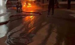 Ankara'da alev alan elektrikli otomobil kullanılmaz hale geldi