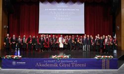 Atatürk Üniversitesinde Tıp Bayramı ve akademik giysi töreni coşkusu