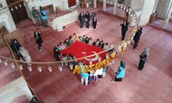 Babaeski'de minik öğrenciler Ramazan etkinliğinde cami ile tanıştı