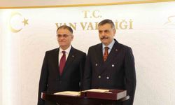 Bakan Çiftçi Van'da