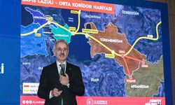 Bakan Uraloğlu: 'Gerek otoyollarda gerekse de bir kısım yollarda artık ağır bakımlar da yapmaya başladık'