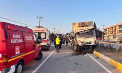 Balıkesir'deki kamyon ile traktör çarpıştı: 2 yaralı