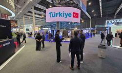 Barselona'da yapay zekalı 'metal yaka' sahaya iniyor