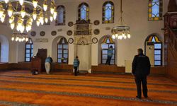 Bartın'da camiler kadın hükümlüler tarafından temizleniyor