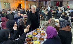 Başkan Arslan son iftarda Çamlıbel gençlerinin gönül sofrasına konuk oldu