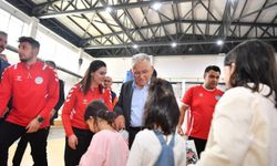 Başkan Büyükkılıç, Sevgi Evleri'nde düzenlenen bayramlaşmaya katıldı