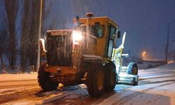 Bayburt'ta karla mücadele çalışmaları sürüyor