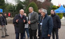 Bayram arifesinde şehir mezarlığında Kur'an tilaveti