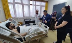 BEUN Rektörü Özölçer'den bayram ziyareti, hastalar ve sağlık çalışanlarıyla bayramlaştı