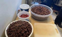 Bilecik'te bodrum katta kaçak yemek üretimine zabıta baskını