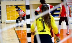 Bilecik'te futsal turnuvasında madalya ve kupalar sahiplerini buldu