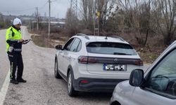 Bilecik'te trafik denetimleri aralıksız sürüyor