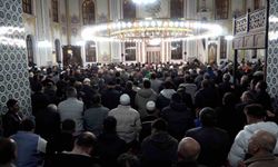 Bolu'da Kadir Gecesi'nde camiler doldu taştı