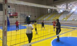 Burhaniye' de anlamlı turnuva